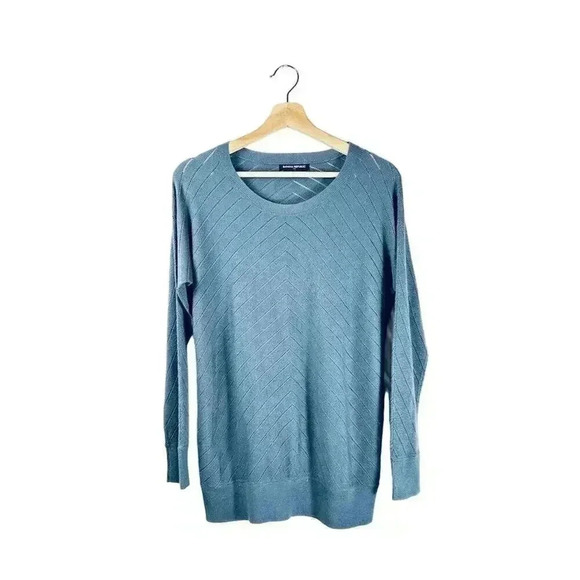 Banana Republic Textured Knit Crewneck Sweater Dusty Blue women Size M - Picture 1 of 7